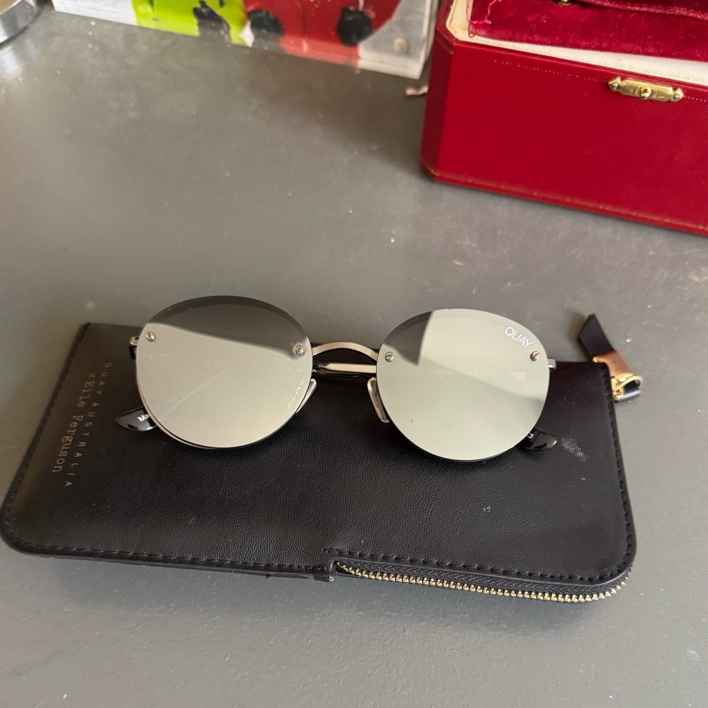 Quay Australia mirrored Silver Sunglasses